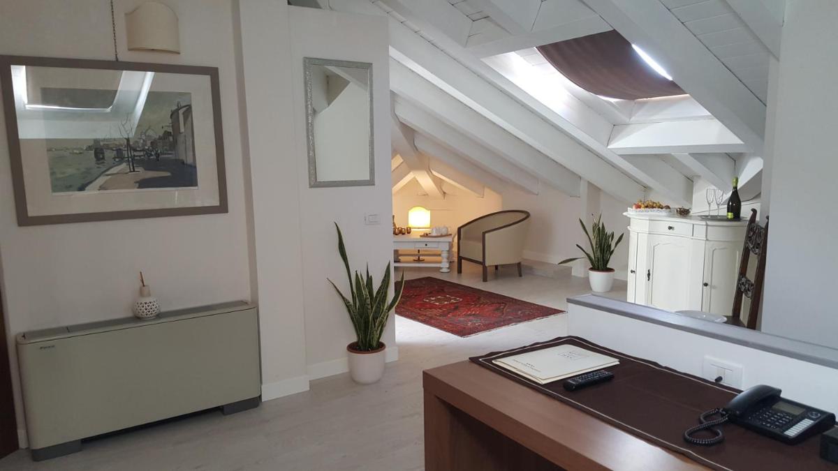 UNAWAY Ecohotel Villa Costanza Venezia - Housity