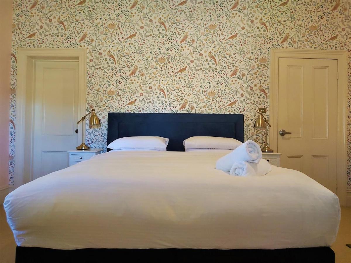 Glenwood Homestead - Farm Stay Accommodation - Housity