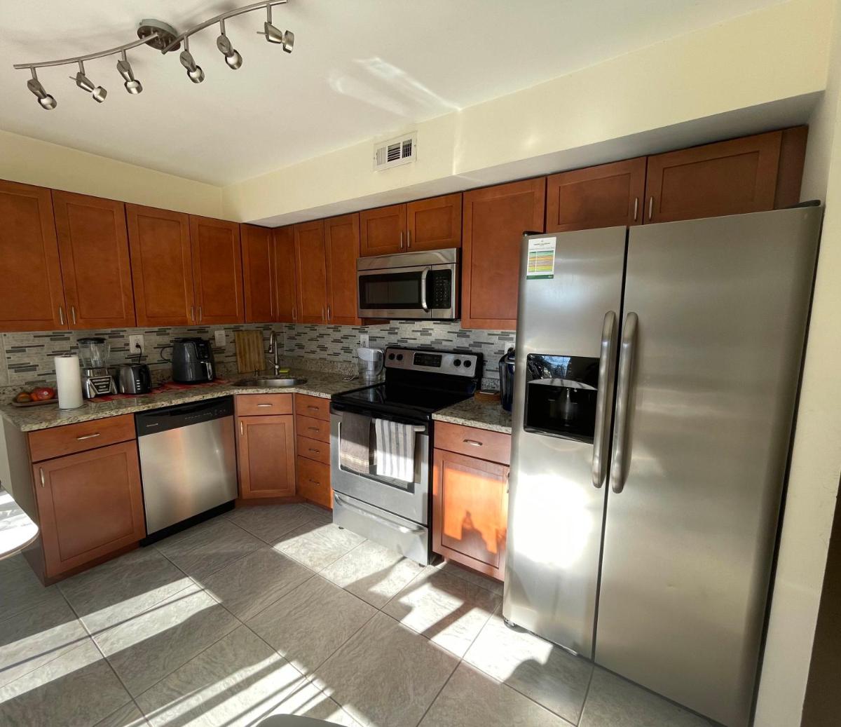 RESTON VA Tree Tops - Housity