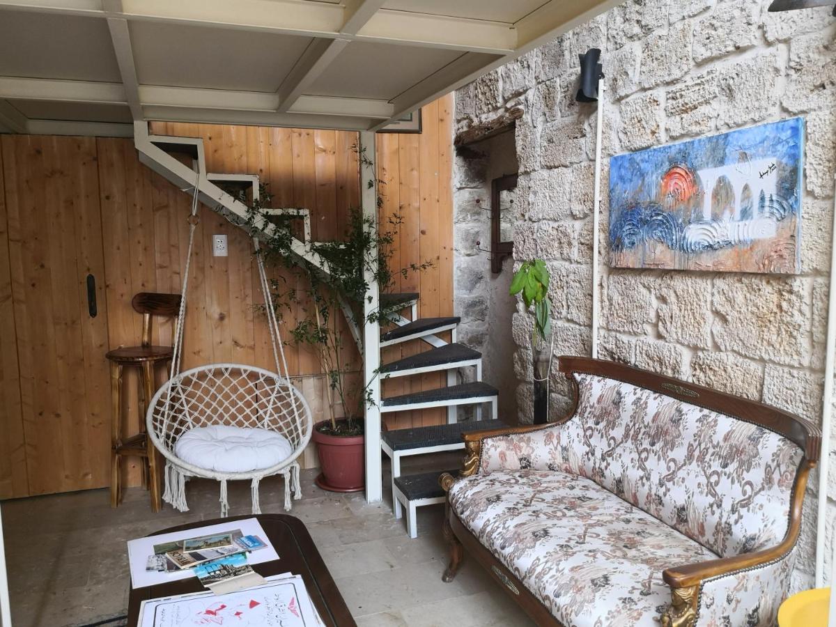 1 bedroom studio double bed batroun old souk - Housity