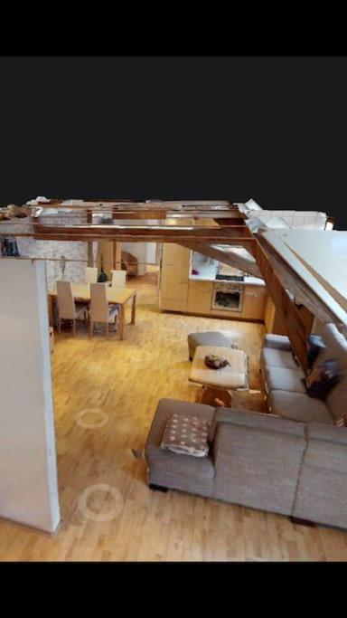 Apartment S10 in Bester Lage stilvoll im Zentrum von Bayreuth mit Klimaanlage und Parkplatz - Housity