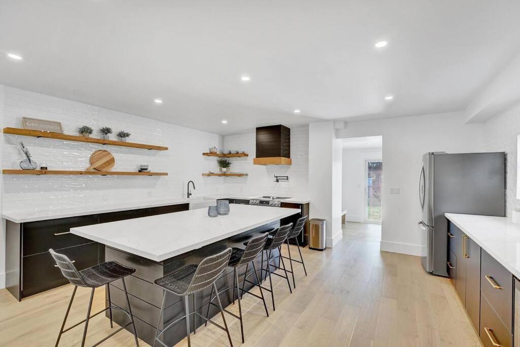 Perfect Vacation Home - Housity