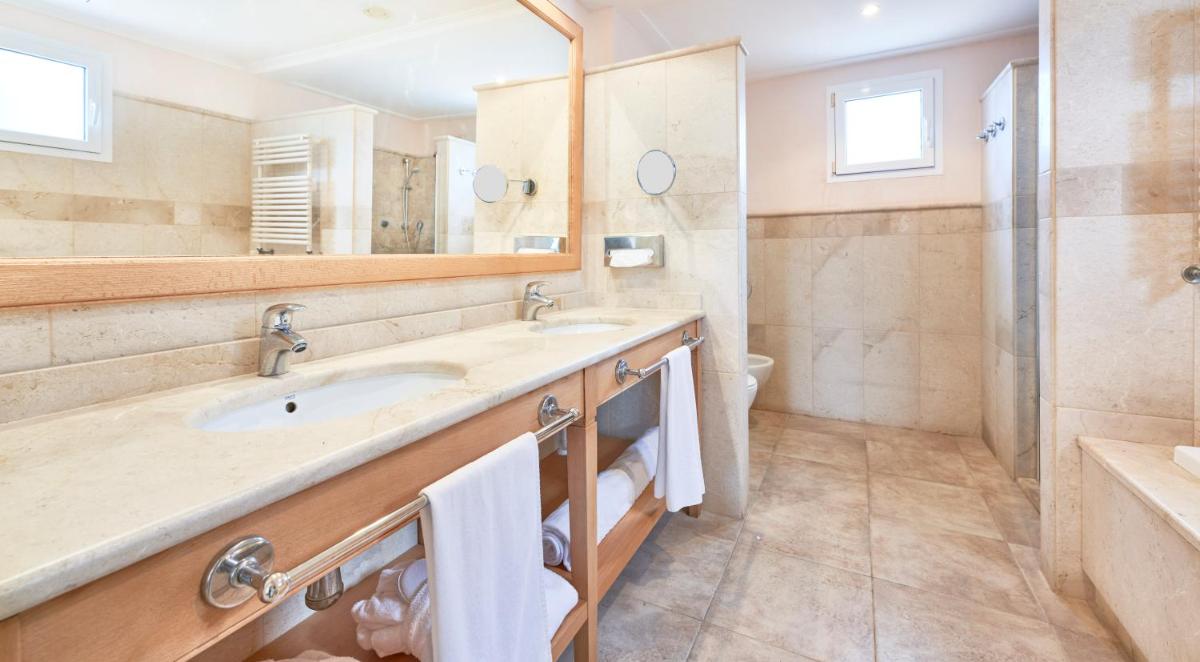 Un baño de Insotel Punta Prima Prestige Suites & Spa