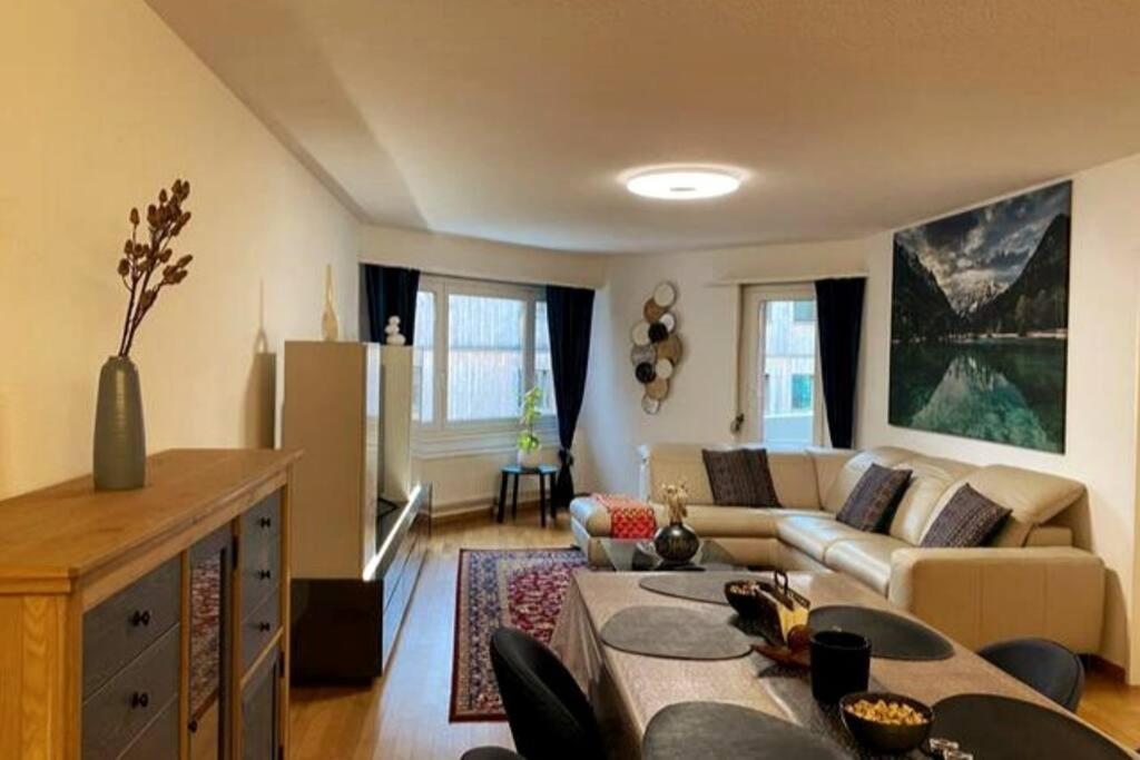 Suitetrails - Stylish 4.5 rooms furnished apartment! @Zürich