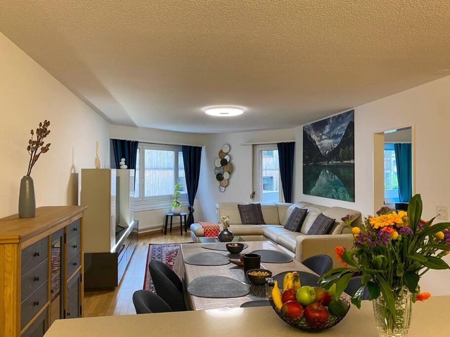 Suitetrails - Stylish 4.5 rooms furnished apartment! @Zürich