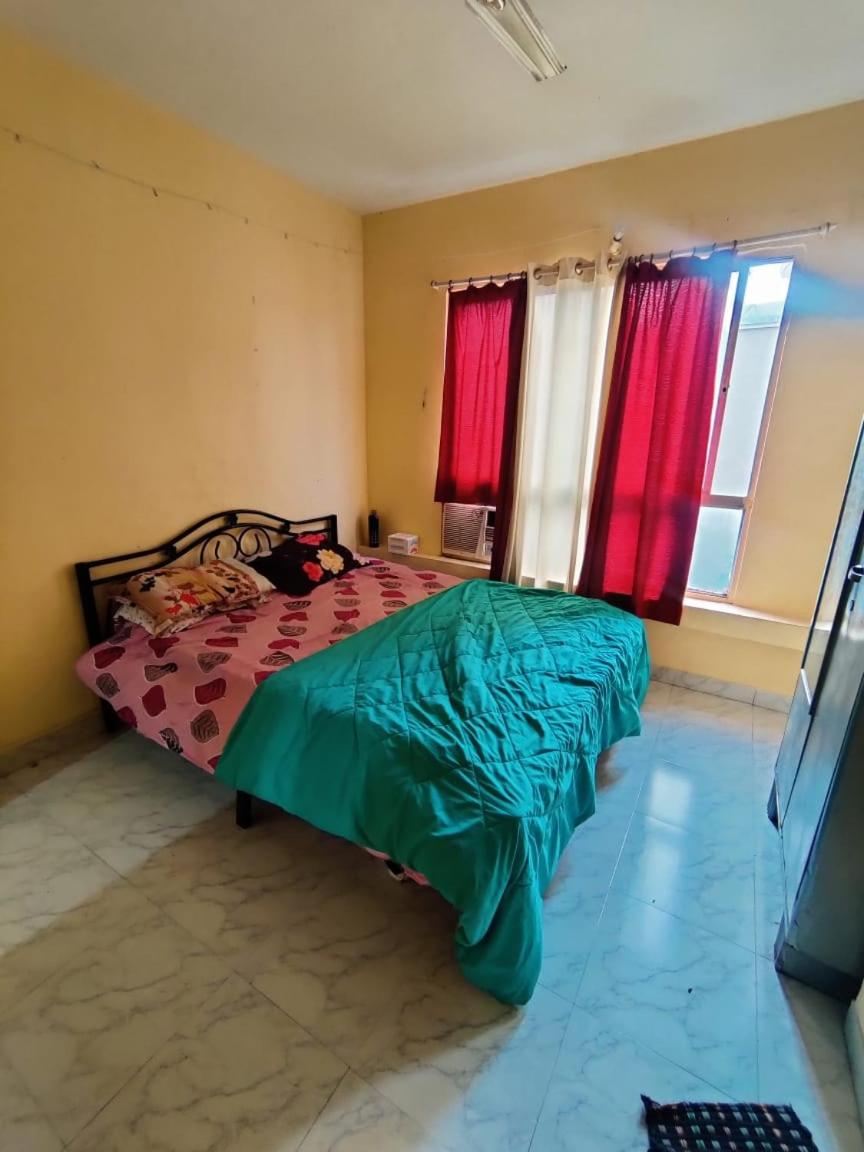 Elegant Inn - Housity