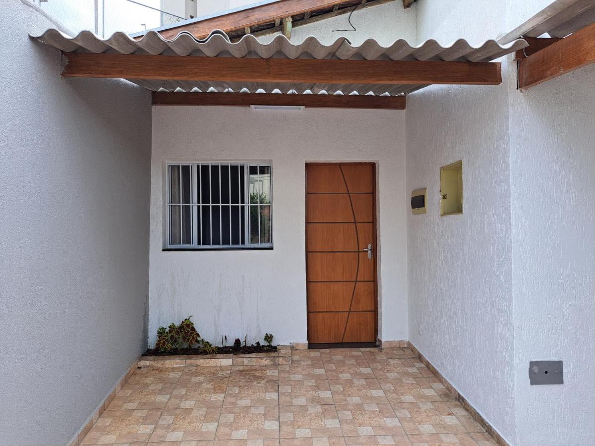 CASA LUGAR TOP - prefeitura, UNITAU, hospital e Av do Povo - Housity