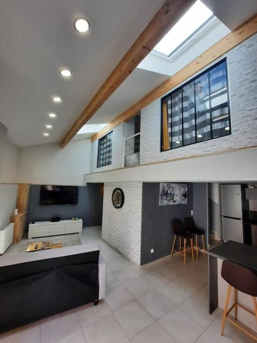 Sweet LOFT A PERIGNAT !!! - Housity