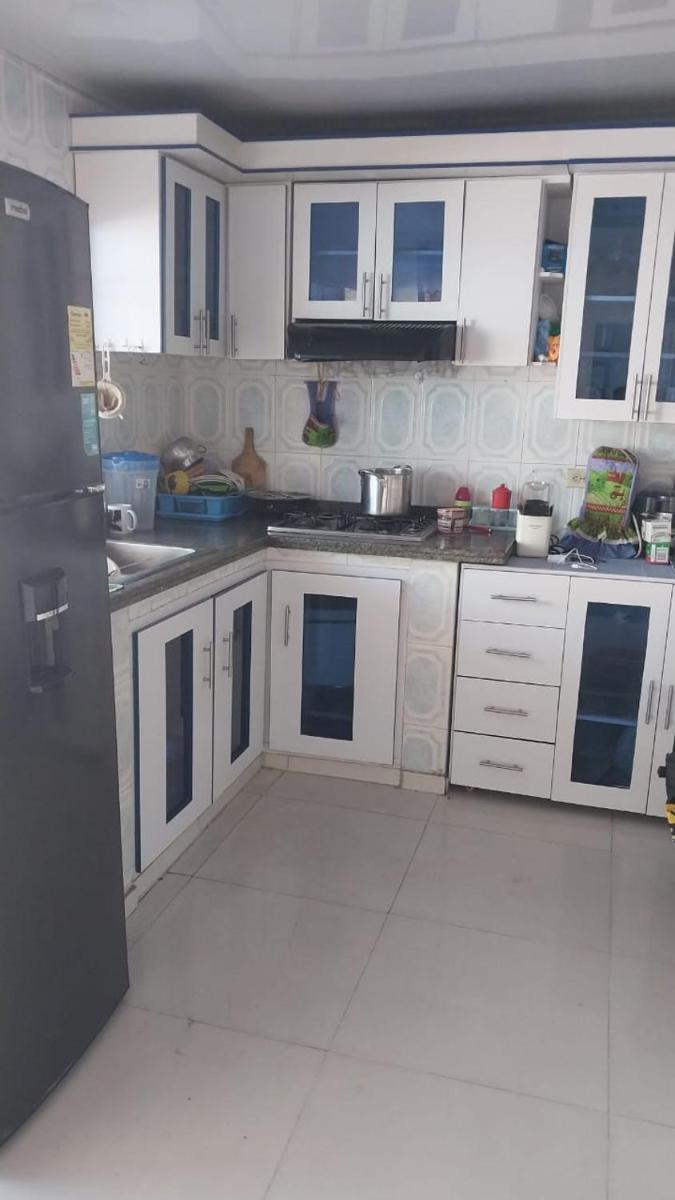 Acogedora habitación con closet, soledad atlántico - Housity