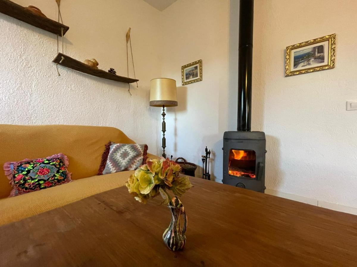 Stunning 4-Bed Cottage in Montseny Natural Park - Housity