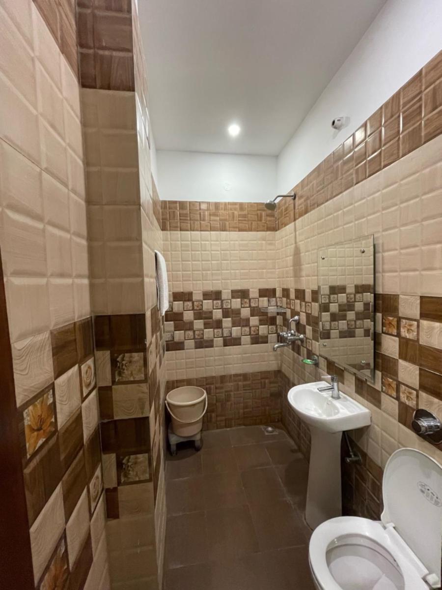 Shree Krishna Hotels - Housity