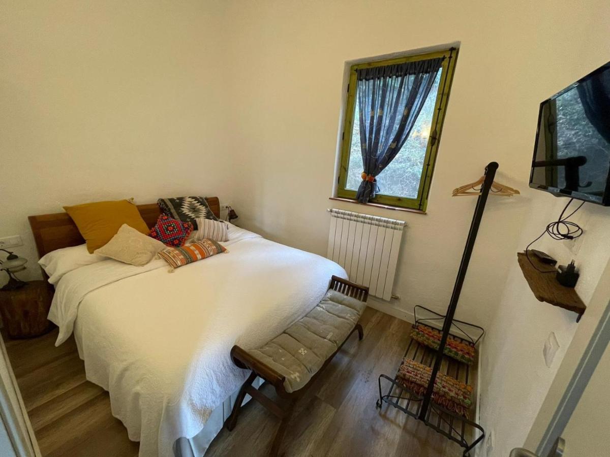 Stunning 4-Bed Cottage in Montseny Natural Park - Housity