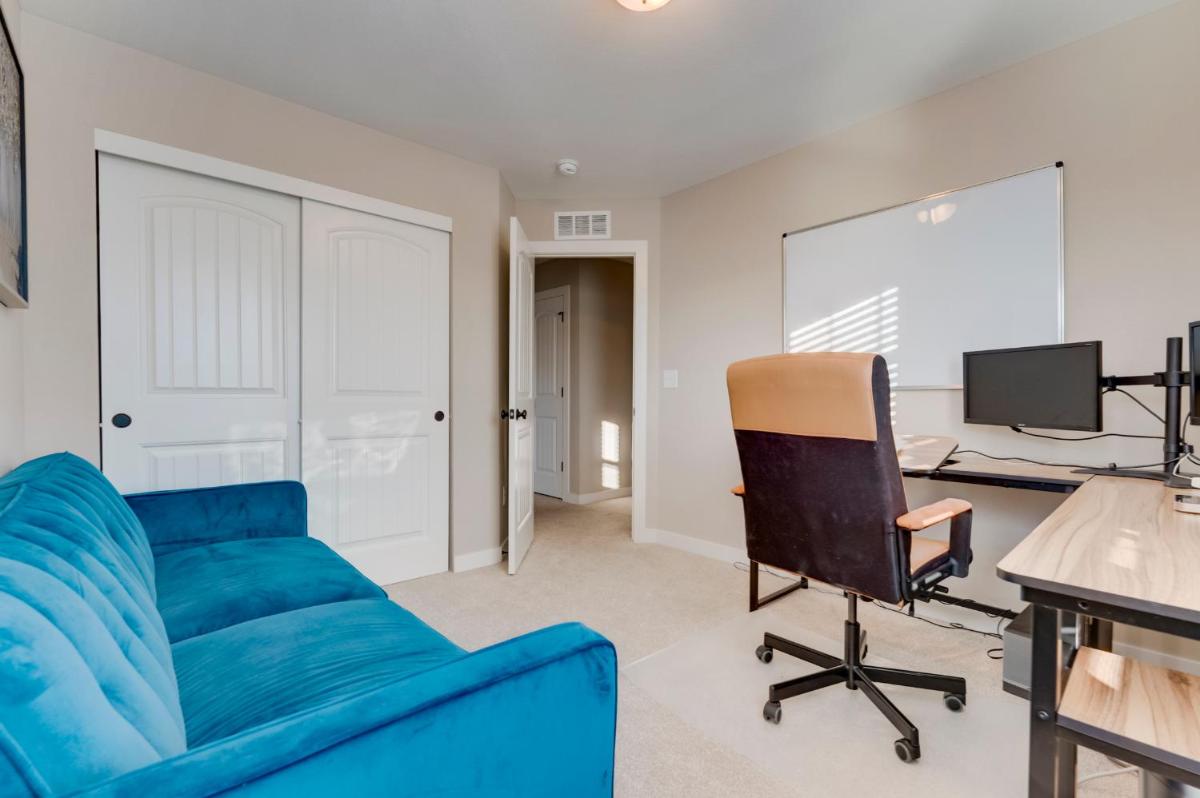 Private Room - Homestay - Housity