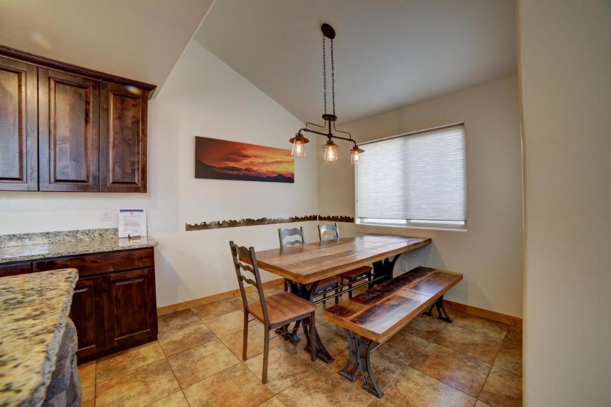 Steel Bender Villa - Housity