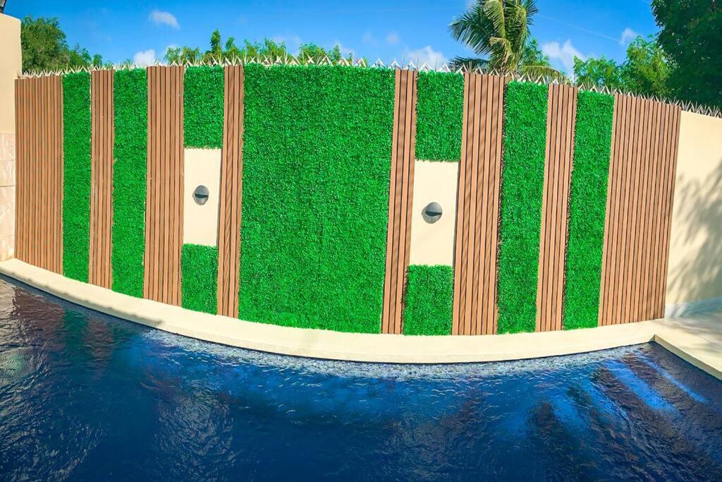 Modern House w/ Private Pool 5 min away from beach - Housity