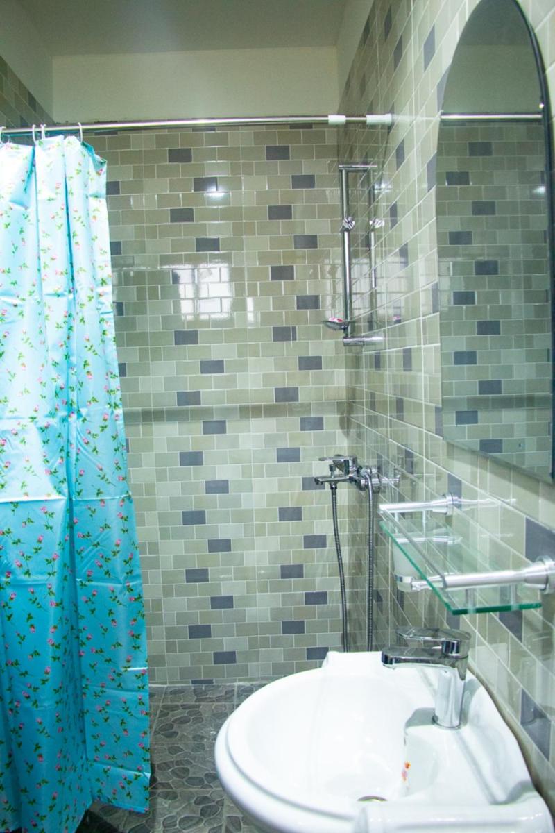 Legon City Mall Short Stay Apartments for Business and Vacation - East Legon - Hizvo