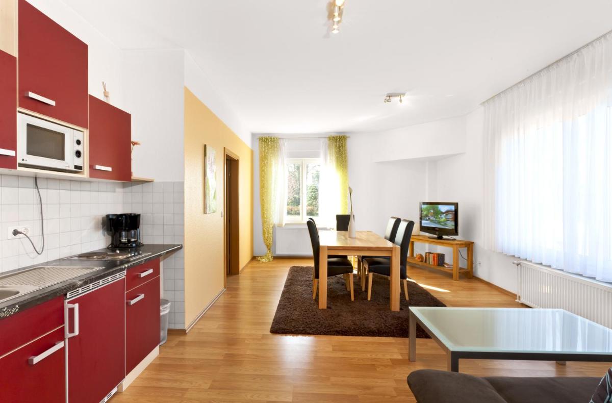 Hotel Alter Giebel - Housity