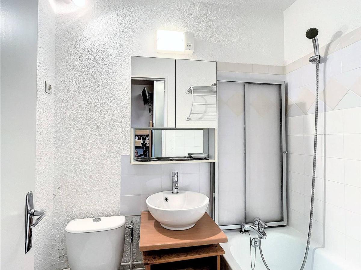 Studio confortable skis aux pieds avec balcon - FR-1-267-245 - Hizvo