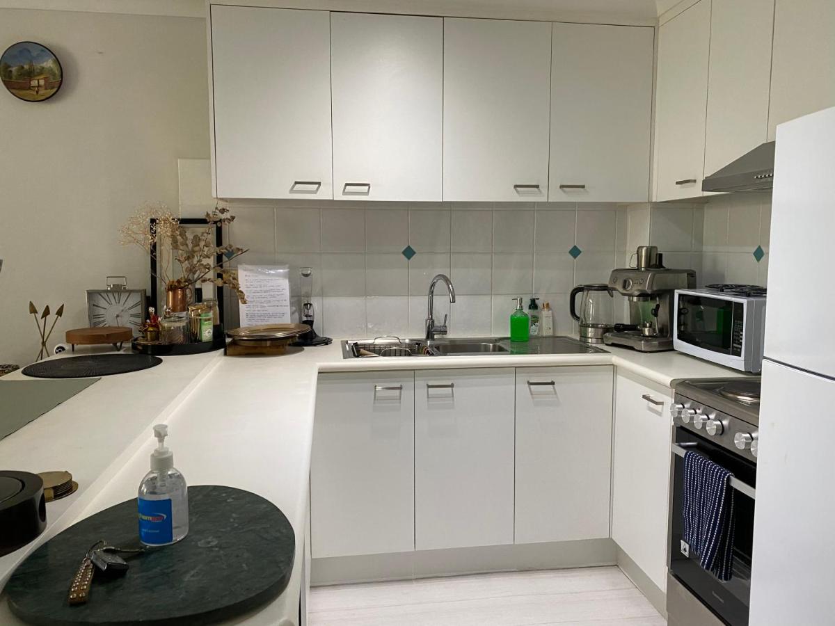 A bliss in Surfers Paradise - Housity