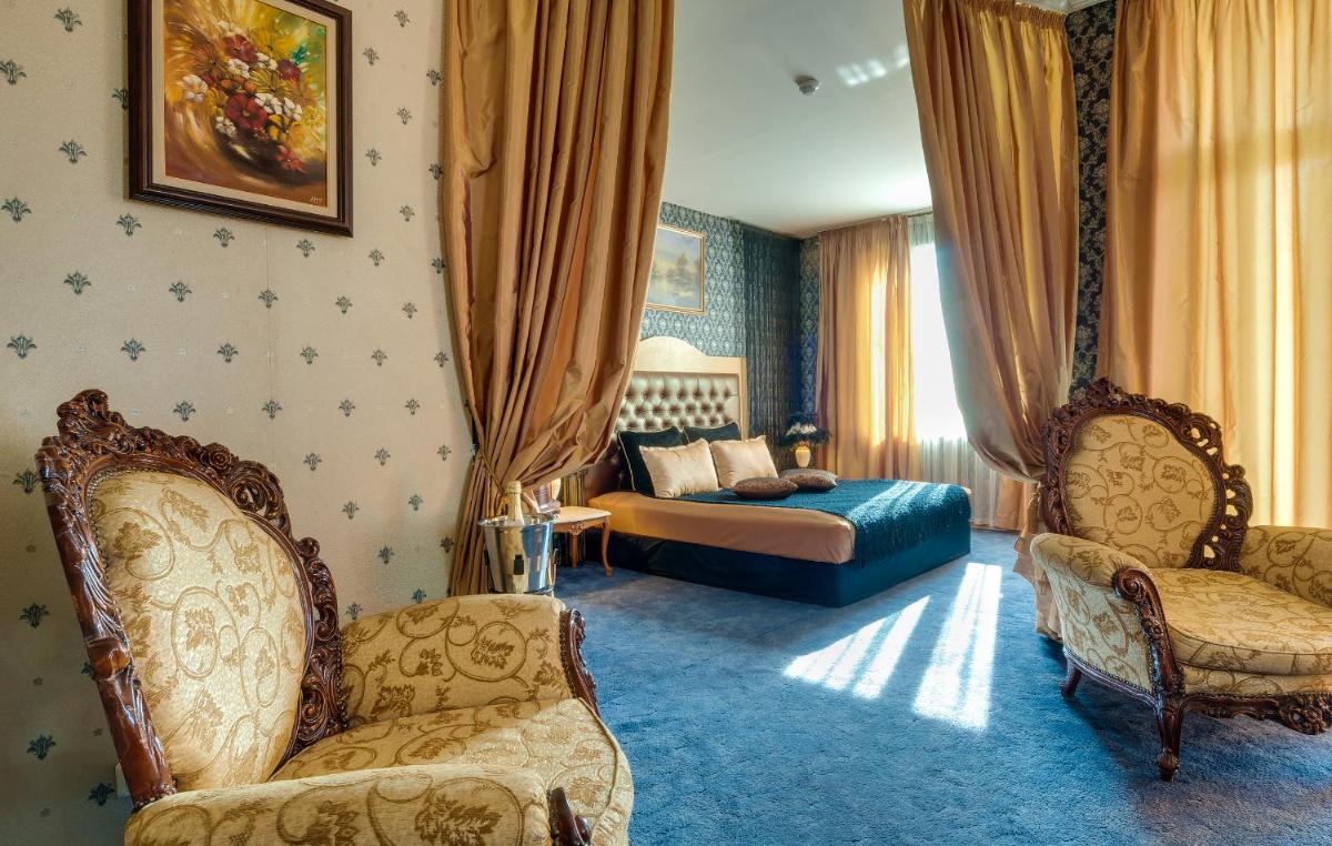 Hotel BATS - Hizvo