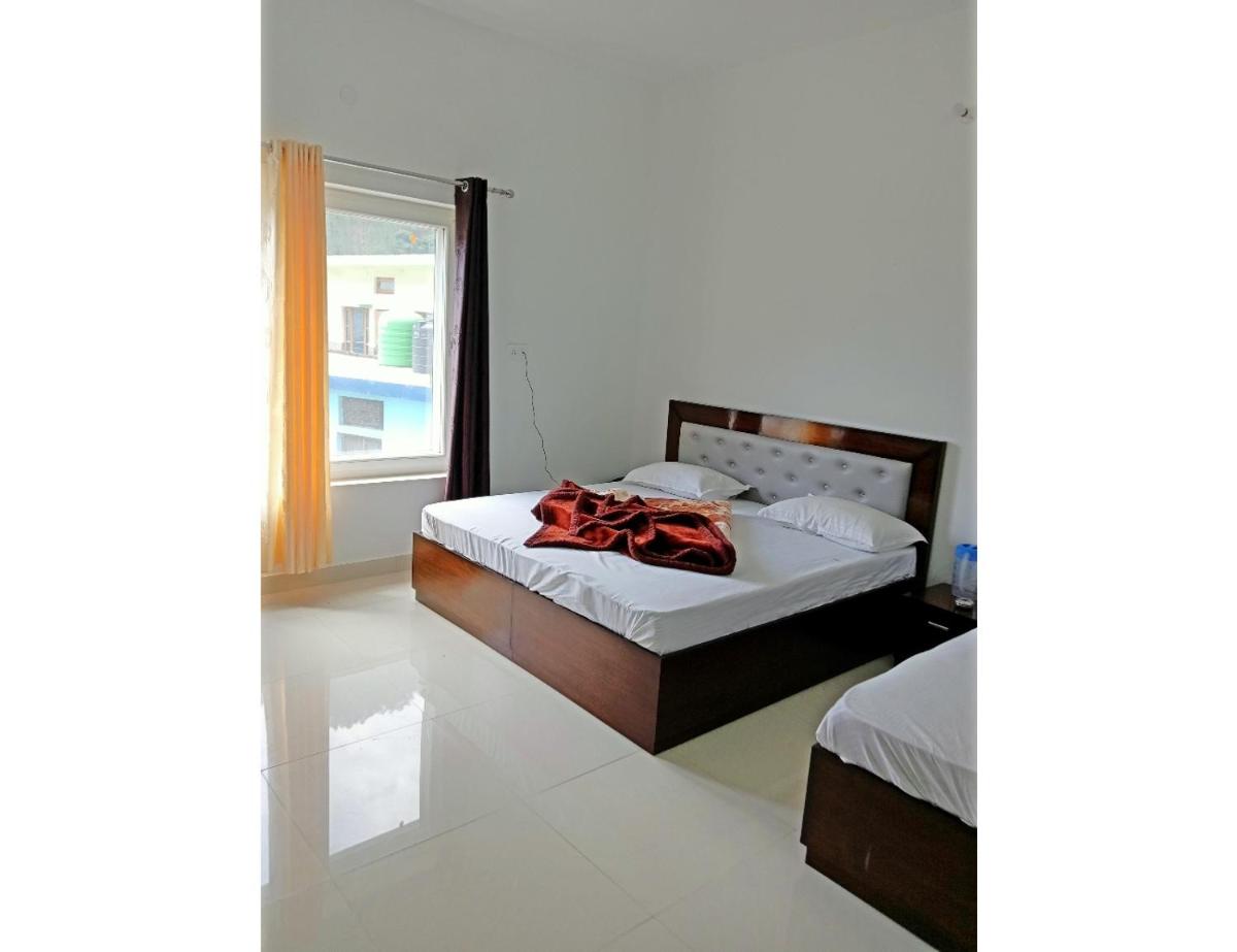 Hotel Chaar Vedas, Uttarkashi - Housity