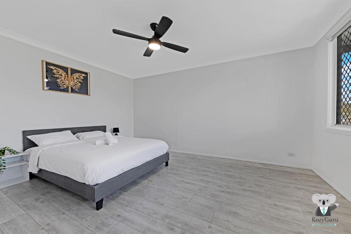 KozyGuru / Fairfield / 3 Bed House / Free Internet / Free Parking NFA011-House - Housity