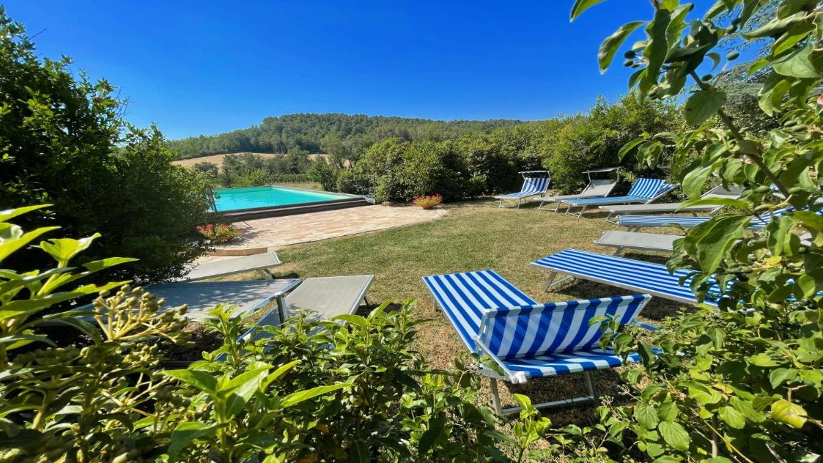 Leisure poolgreat views - exc villa, pool grounds - pool house - 11 guests - Housity