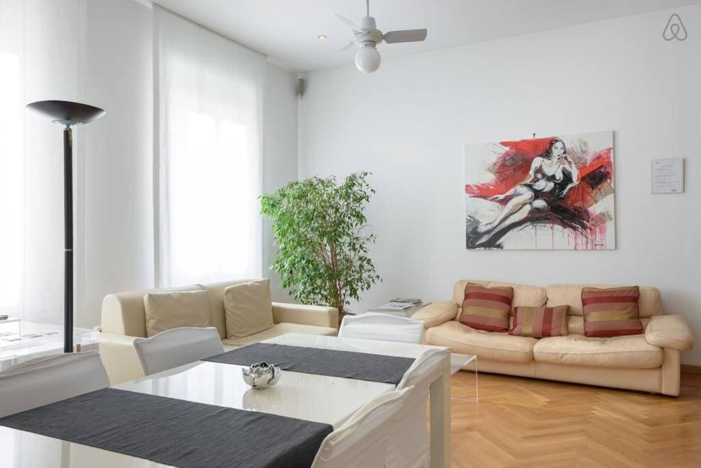 Vatican Ideal Apt for family/couple, a/c, Jacuzzi - Housity