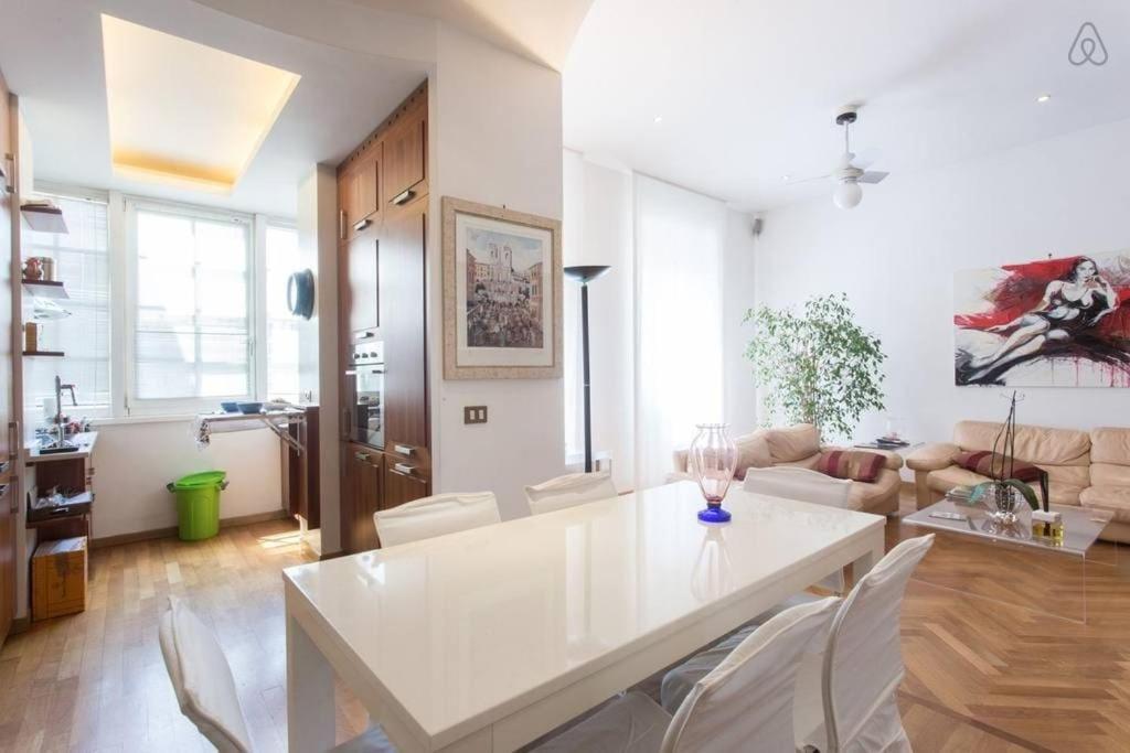Vatican Ideal Apt for family/couple, a/c, Jacuzzi - Housity