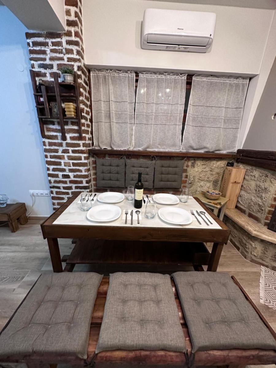 Suitetrails - TM Apartment No 1 - Rustic Style