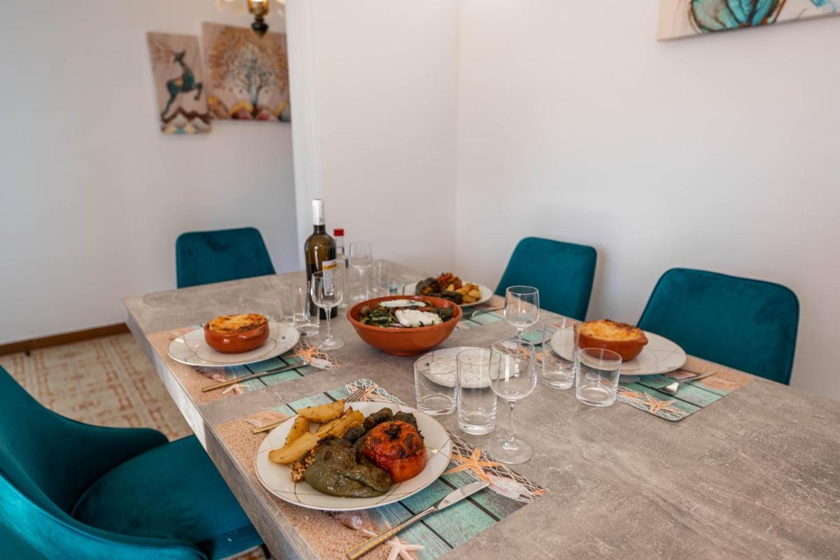 Achilleas House - Housity