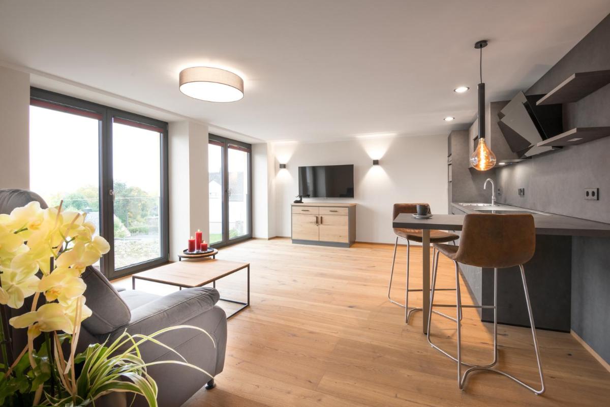 Suitetrails - Chalet-Ferienwohnung Schlossblick, 51 qm, Wellness/Fitness/Sauna – Bergrödelhof