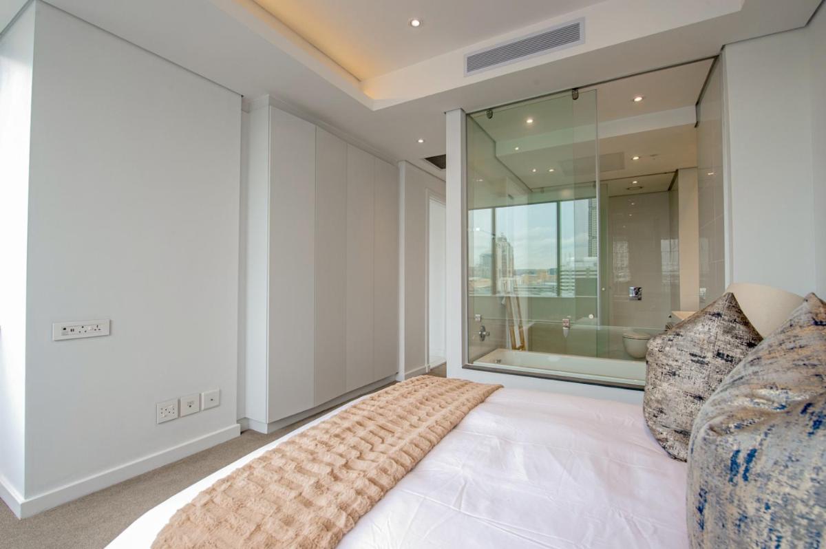 Sandton Skye Serviced Apartments - Housity
