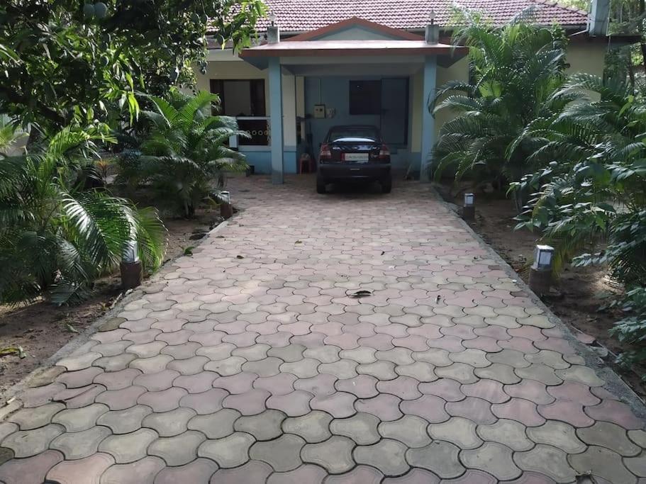Cottage California, 2Km Drive2 Beach,Arossim, Goa, - Housity