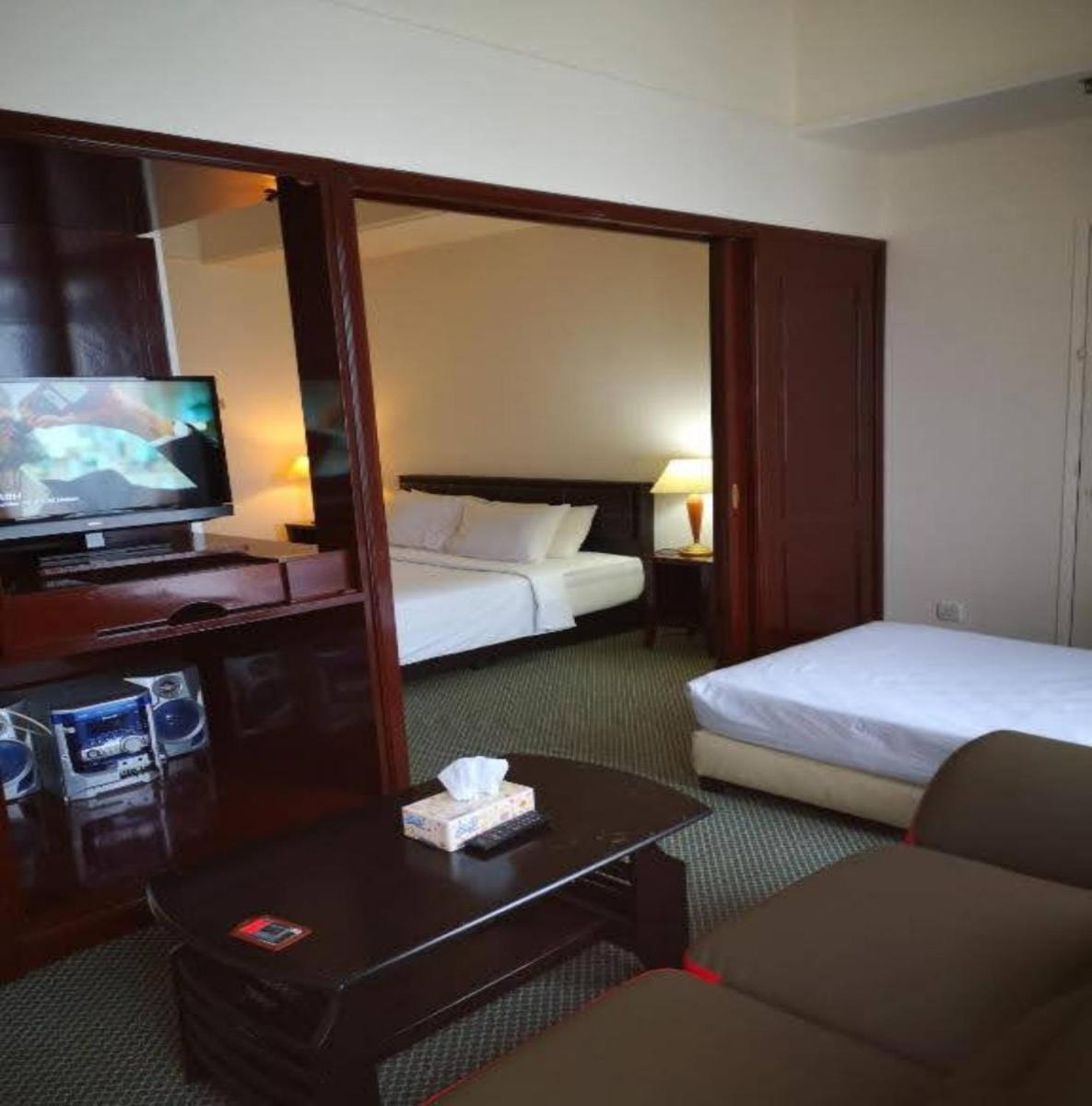 TIMES SQUARE SERVICE RESIDENCEs KL - Housity
