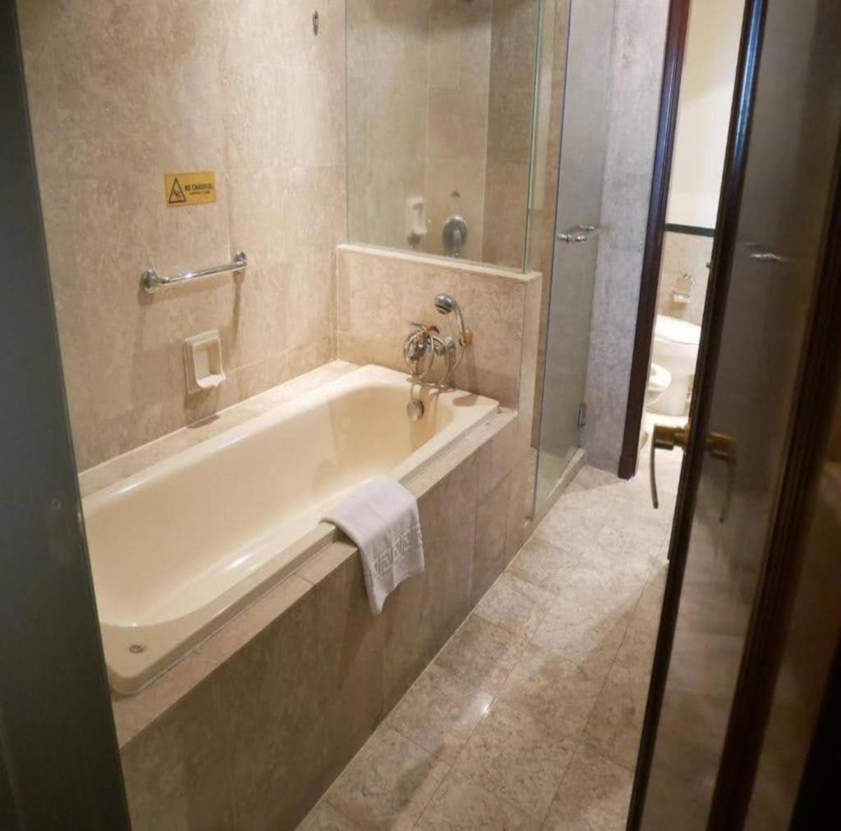 TIMES SQUARE SERVICE RESIDENCEs KL - Housity