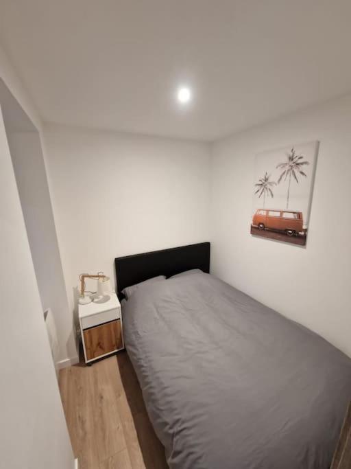 Appartement Moderne Neuf F2 Centre ville - Housity
