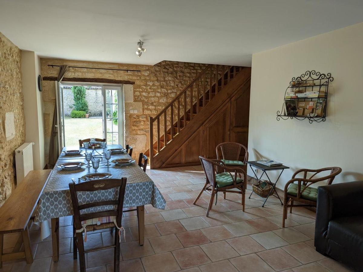 Gîte Saint-Saturnin, 4 pièces, 6 personnes - FR-1-653-222 - Housity