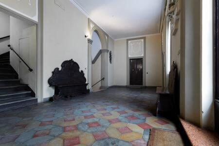 RED Appartamento immerso tra le mura bolognesi - Housity