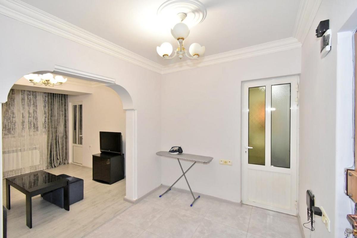 2-комнатная квартира в центре Еревана - Housity