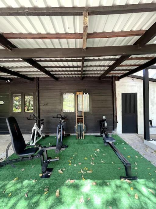 Pipa's Surf House Marbella - Casita Tierra - Housity