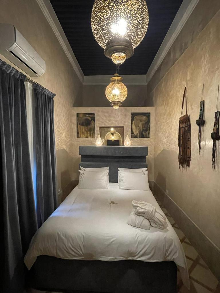 Riad AL Bahi - Housity