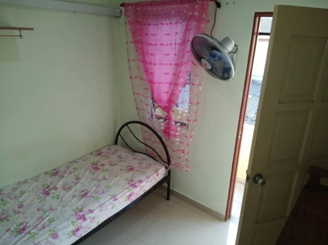 Suitetrails - homestay subang