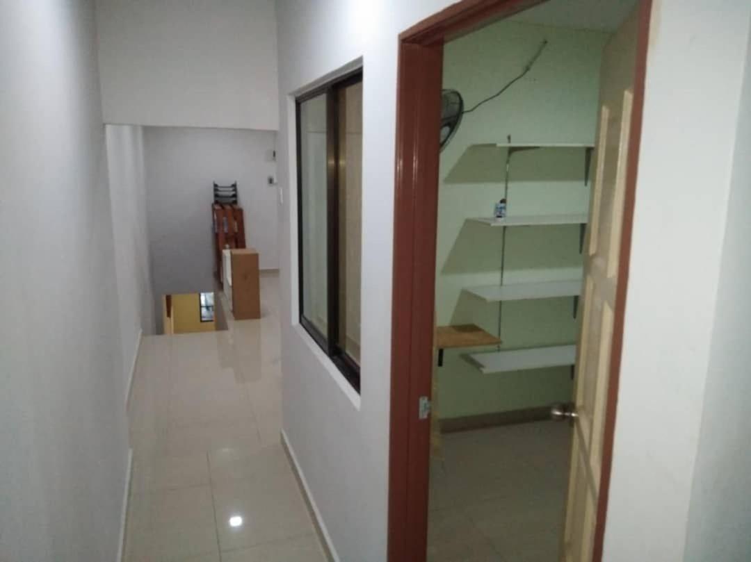 Suitetrails - homestay subang
