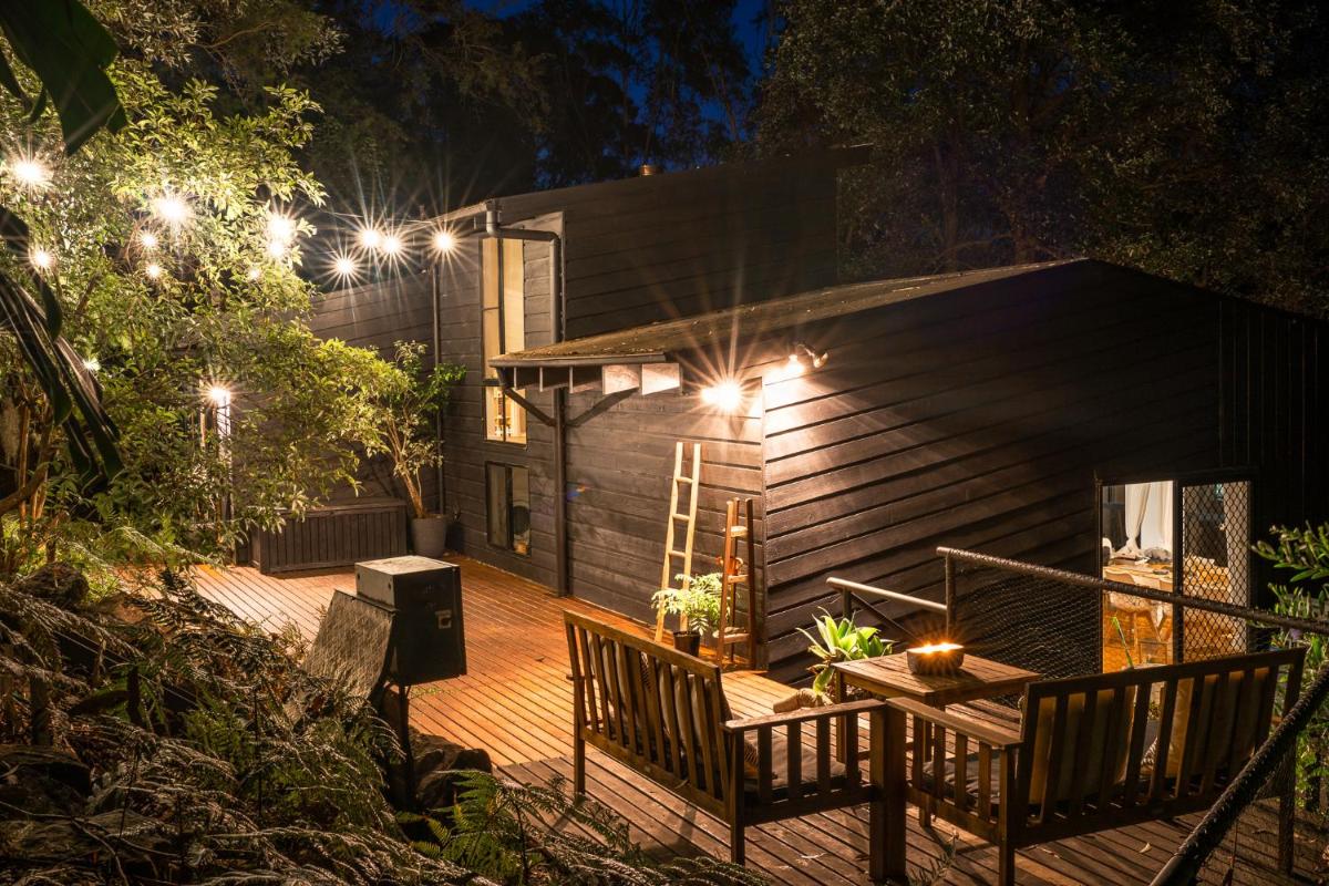 Tranquil Treehouse Retreat - Housity
