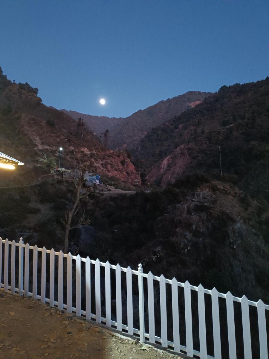Nature Waterfall Resort, Bir - Housity