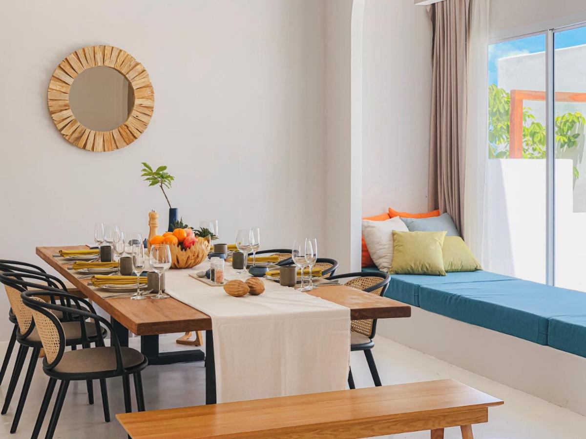Cape by Sichon Tesoro - Housity