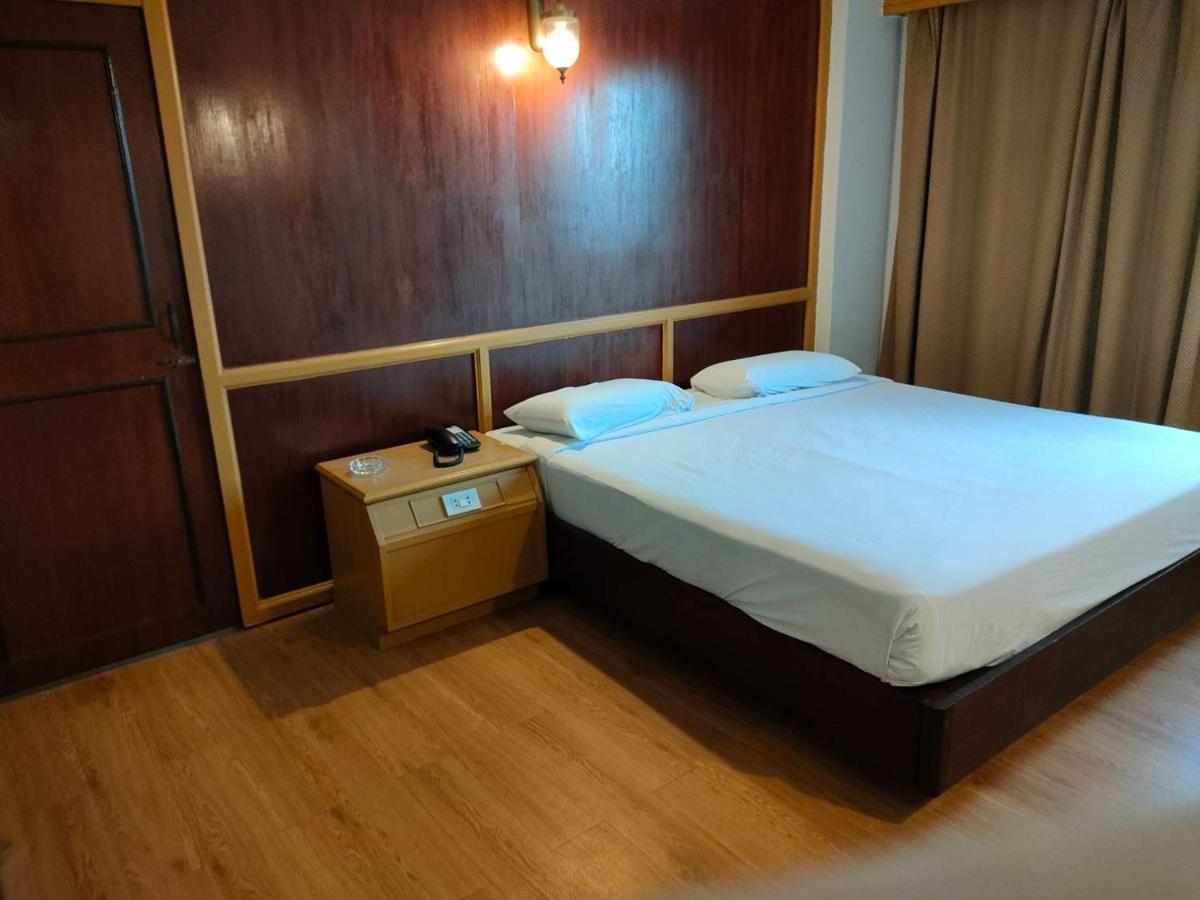 INTERTOWER HOTEL (SHA) - Housity