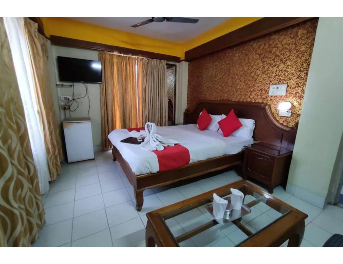 Hotel Niladri Palace, Siliguri - Housity