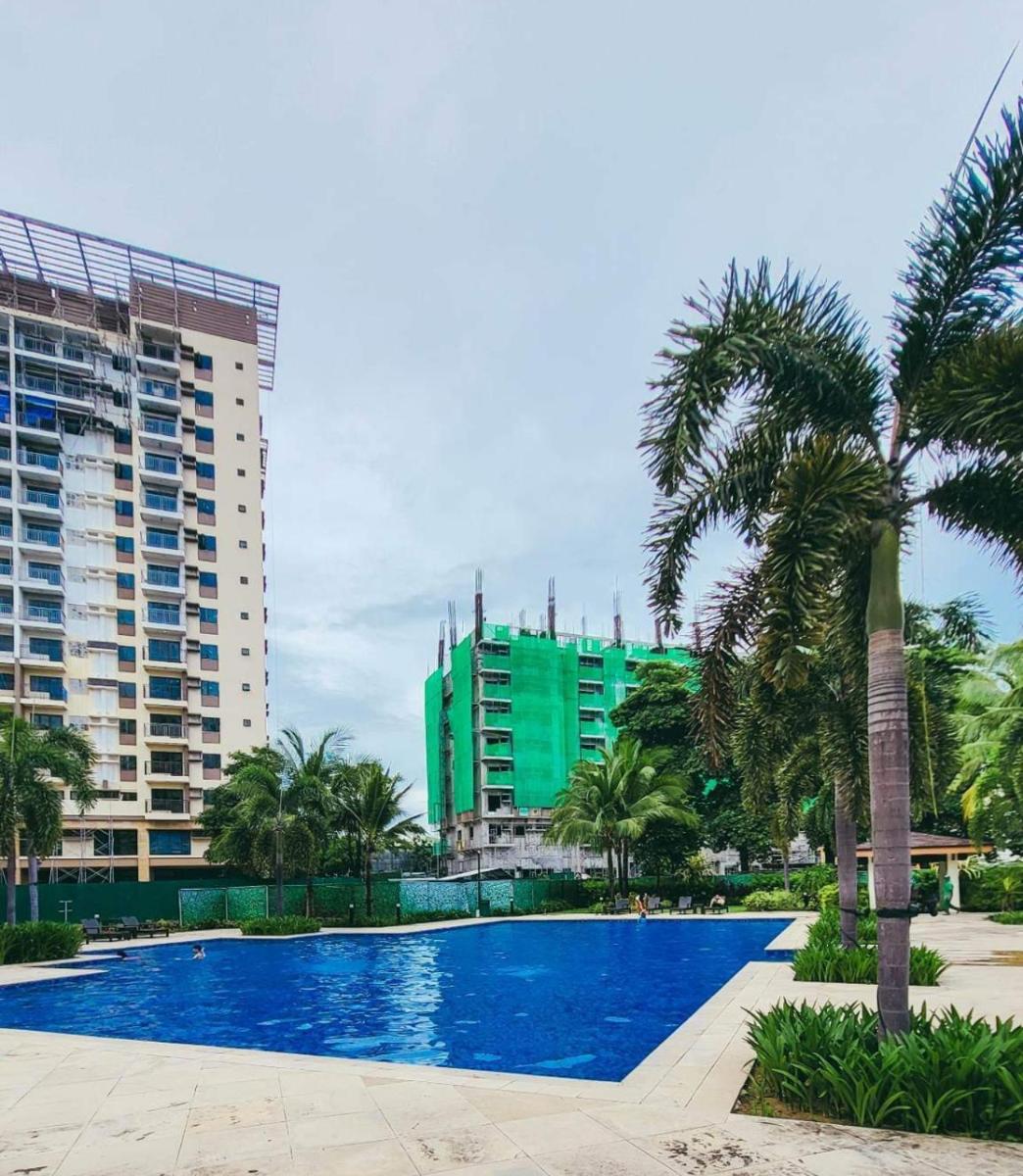 Spacious Room in Alabang - Housity